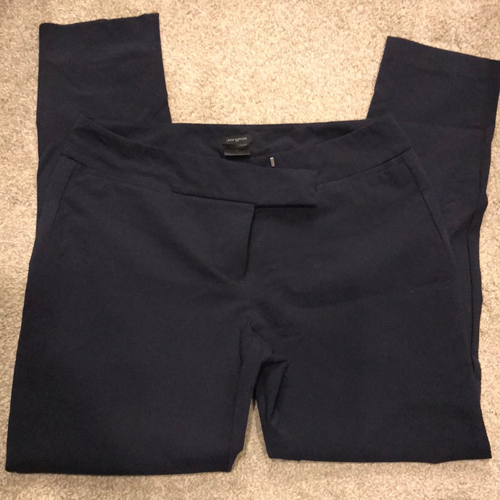 4/$25 Ann Taylor modern fit stretchy comfy slacks